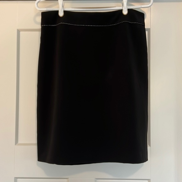 Black Bill Blass Skirt Suite - Picture 2 of 9
